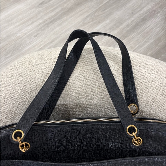 Authentic CHANEL large caviar zip tote laptop business executive bag - Picture 6 of 16
